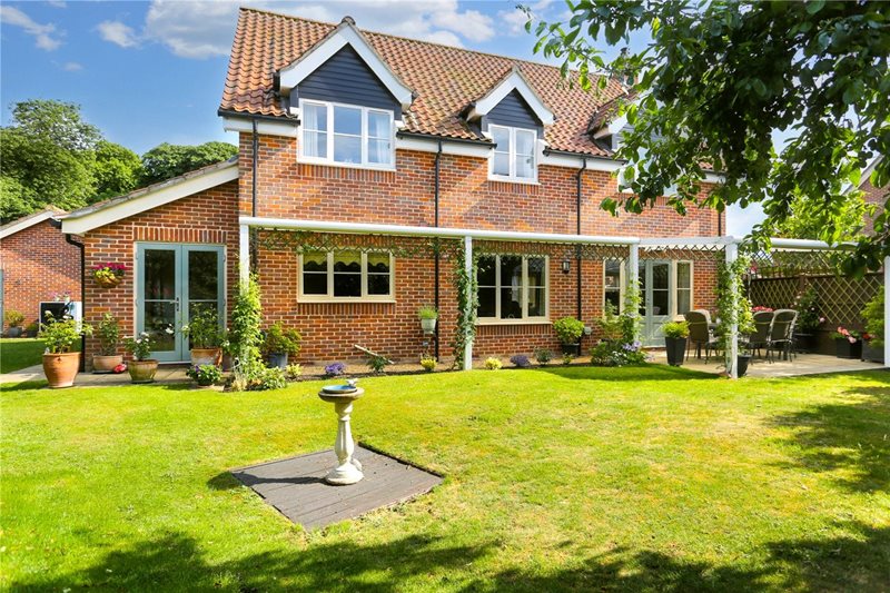 Glebe Close, Wreningham, Norwich, Norfolk, NR16