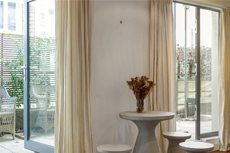 Porteus Place, London, SW4