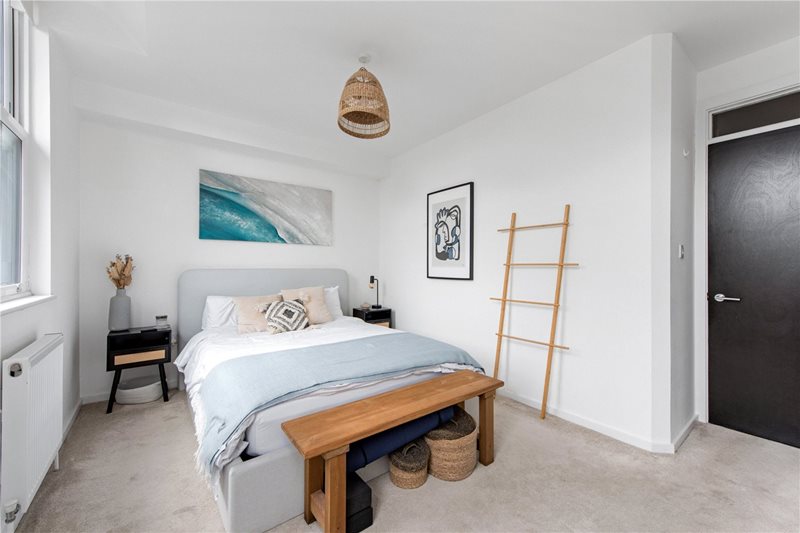 Queens Drive, London, N4