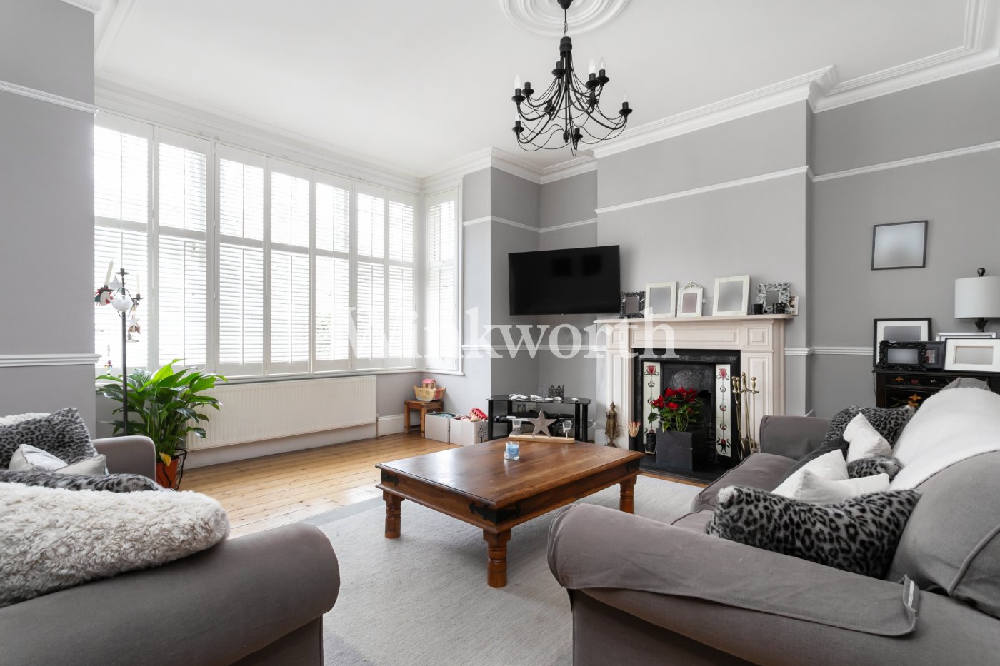 Derwent Road, London, N13