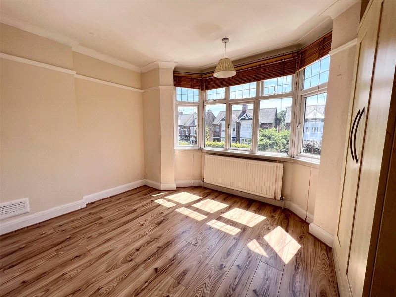 Portsmouth Road, Thames Ditton, Surrey, KT7