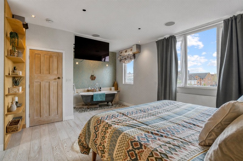 Cholmondeley Avenue, London, NW10