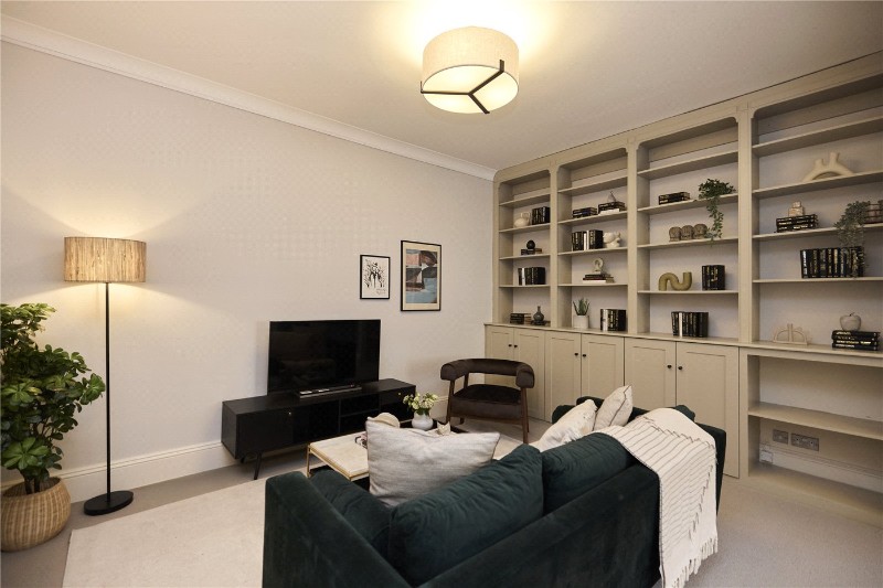 Ordnance Mews, London, NW8