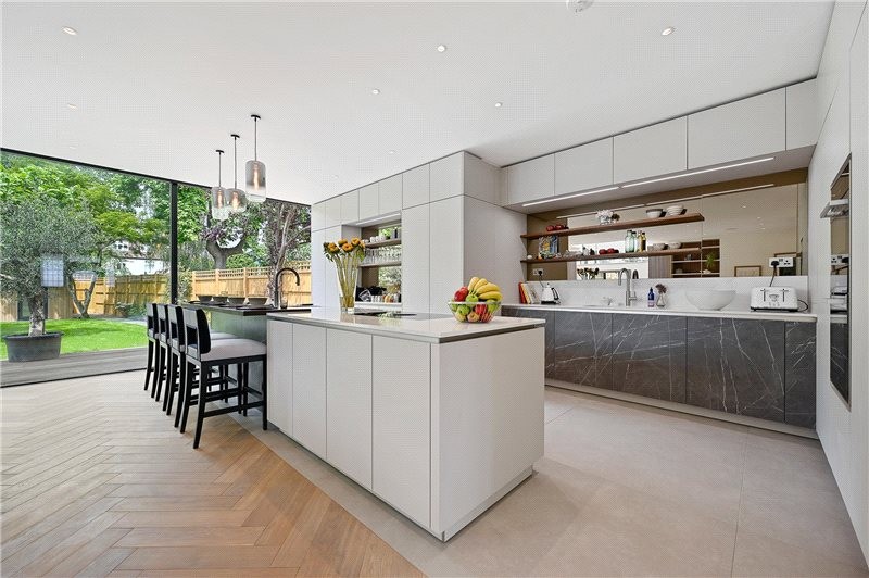 Westmoreland Road, Barnes, London, SW13