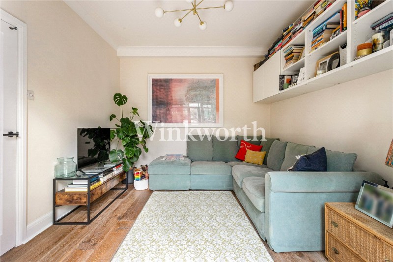 Queens Drive, London, N4