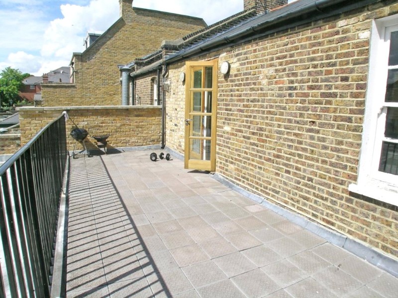 Upper Richmond Road, Putney, London, SW15