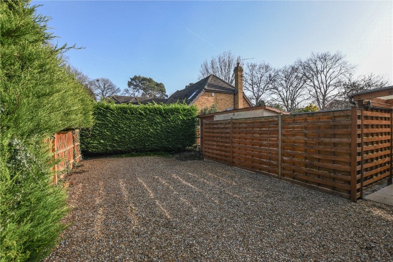 Barkham Ride, Finchampstead, Wokingham, Berkshire, RG40