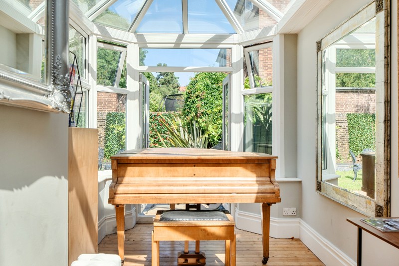 Brockley Rise, London, SE23