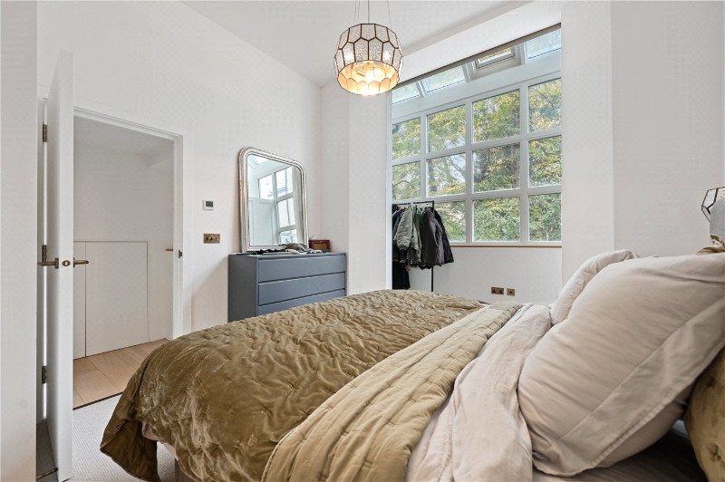 Westbourne Park Road, London, W11