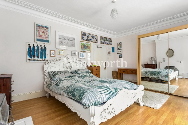 Willoughby Road, London, N8