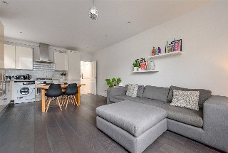 Wrentham Avenue, London, NW10