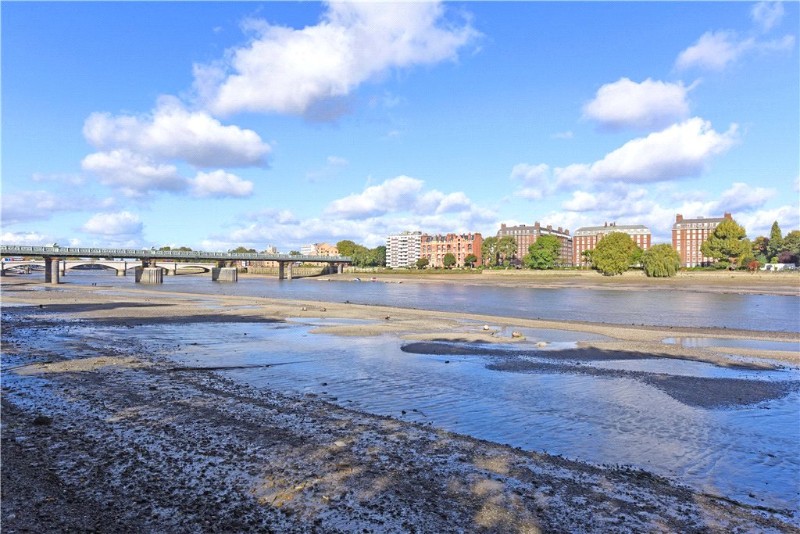 Putney Bridge Road, Putney, London, SW15