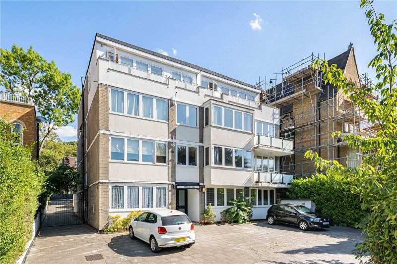 Crescent Road, London, N8