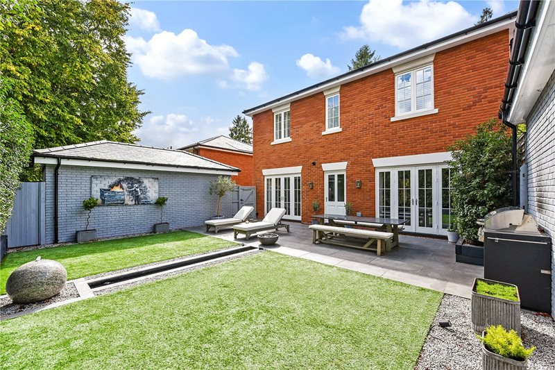 Appulby Gardens, Winchester, Hampshire, SO22