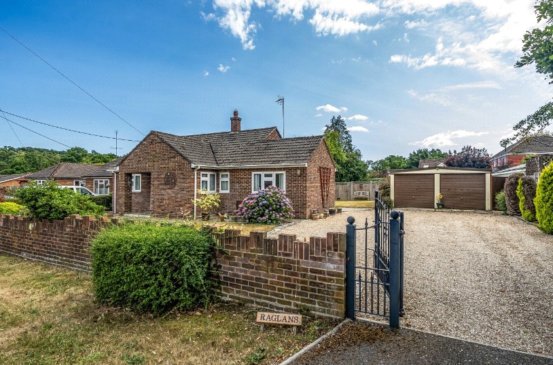 Lower Common Road, West Wellow, Romsey, Hampshire, SO51