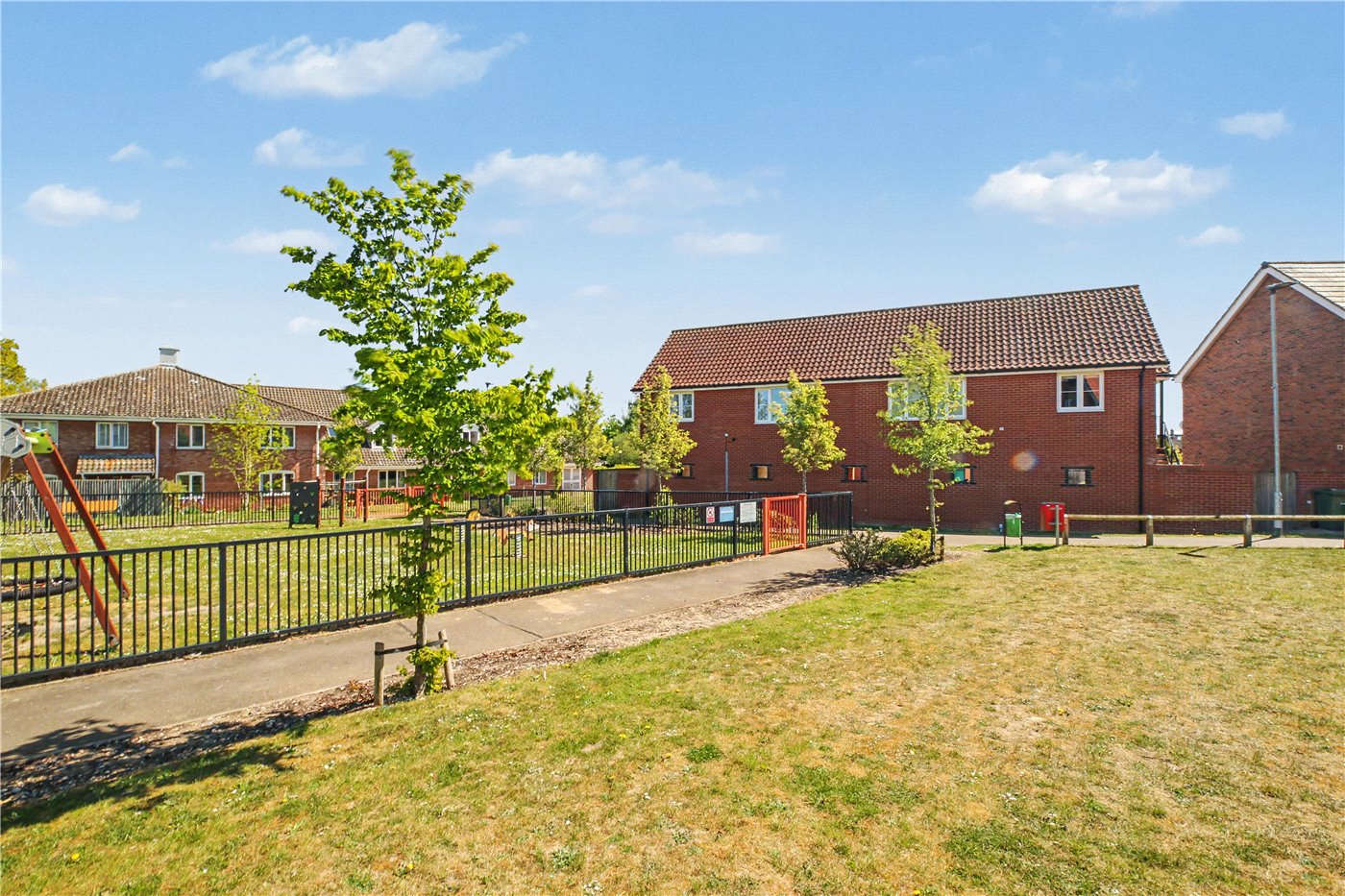 Lansdowne Drive, Poringland, Norwich, Norfolk, NR14