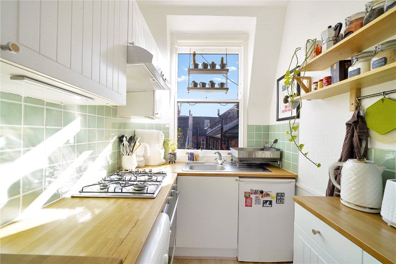 Ferme Park Mansions, Ferme Park Road, N8