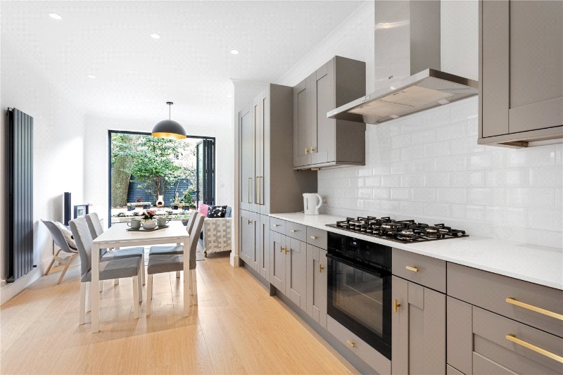 Santos Road, Putney, SW18