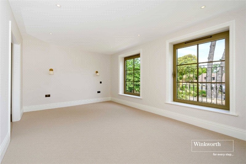 East Cliff Way, Friars Cliff, Christchurch, Dorset, BH23