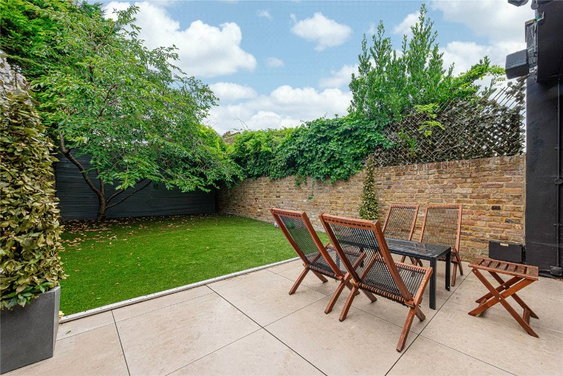 Burrows Road, London, NW10