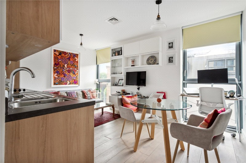City Road, London, EC1V