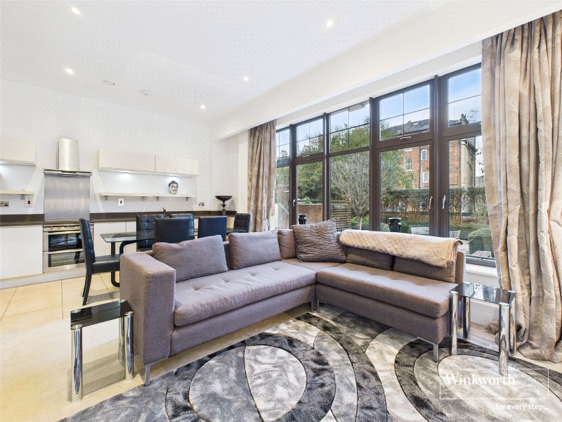 Station Road, Henley-on-Thames, Oxfordshire, RG9