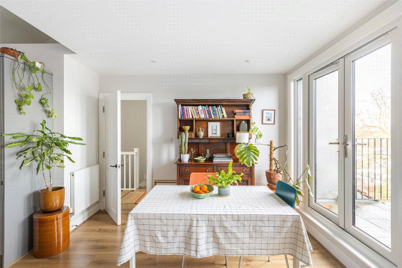 Clifford Road, London, SE25