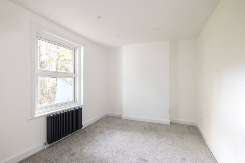 Aldrington Road, London, SW16