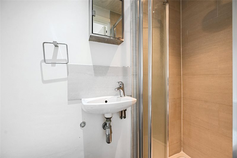 Bloemfontein Avenue, London, W12