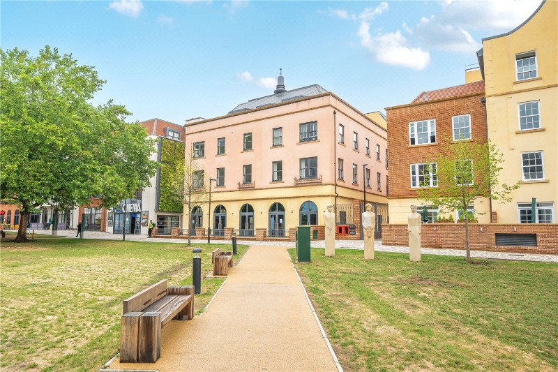 Nightingale Walk, Farnham, United Kingdom, GU9