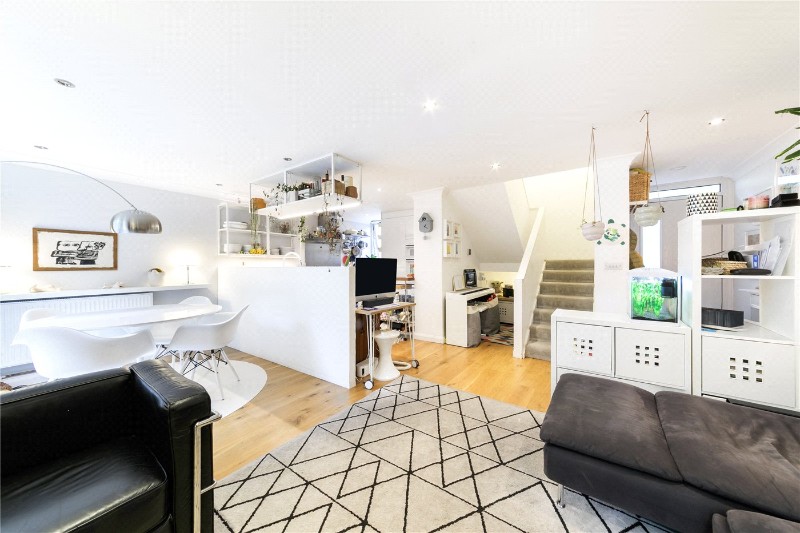 Apex Close, Beckenham, BR3