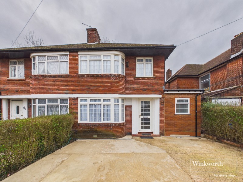 Broadfields Avenue, Edgware, HA8