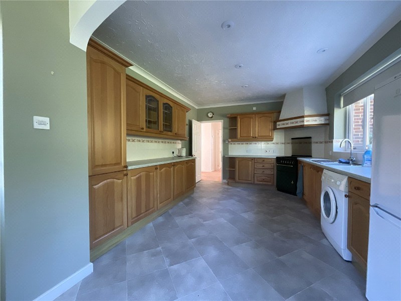 Rothesay Drive, Highcliffe, Christchurch, BH23