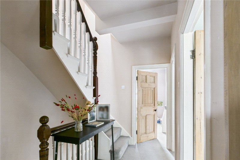 Herne Hill Road, London, SE24