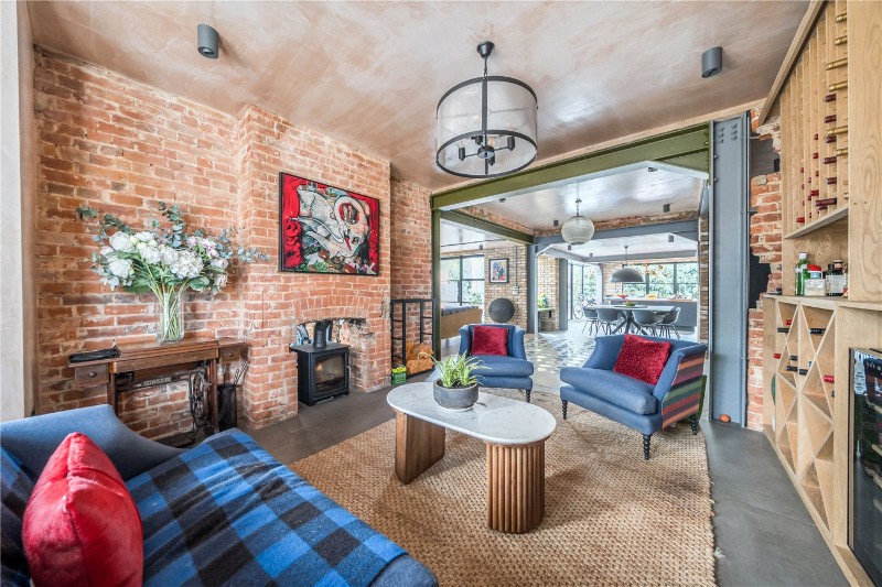 West End Grove, Farnham, Surrey, GU9