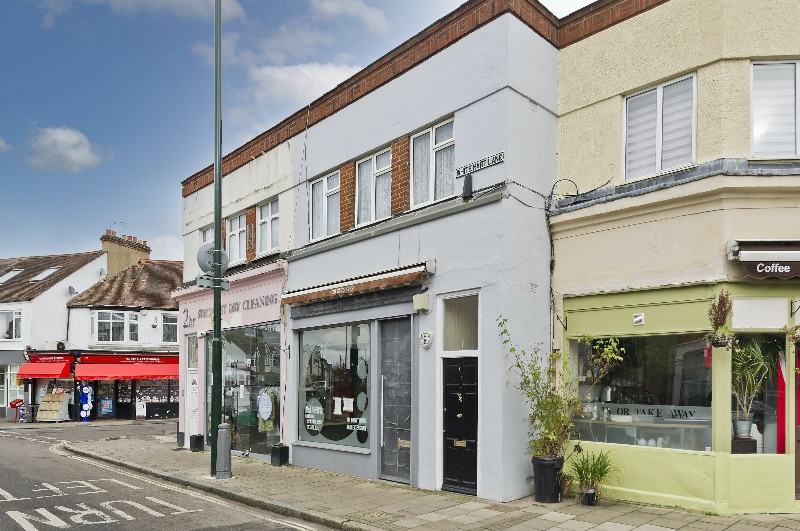 White Hart Lane, Barnes, London, SW13