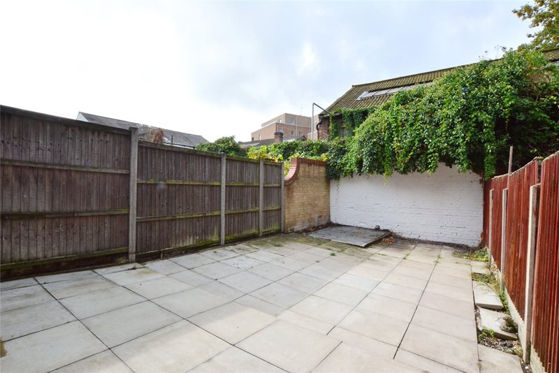 Belford Grove, London, SE18