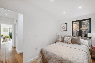 Twyford Avenue, Acton, UK, W3