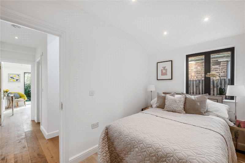 Twyford Avenue, Acton, UK, W3