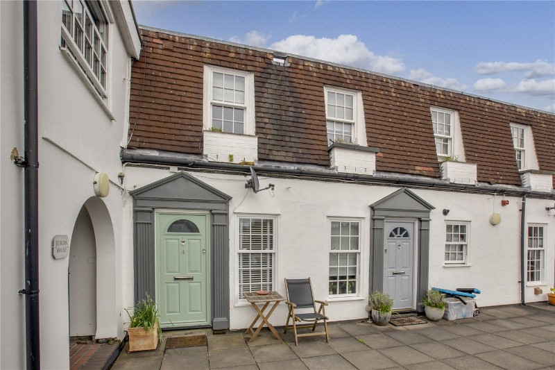 Marsham Way, Gerrards Cross, SL9