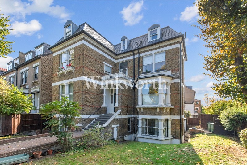 Queens Drive, London, N4