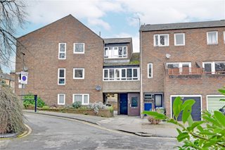 Holywell Close, Blackheath, London, SE3