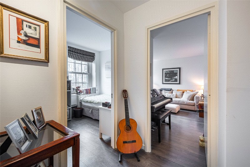 Ebury Bridge Road, London, SW1W