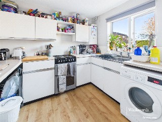 Walton Way, Newbury, Berkshire, RG14