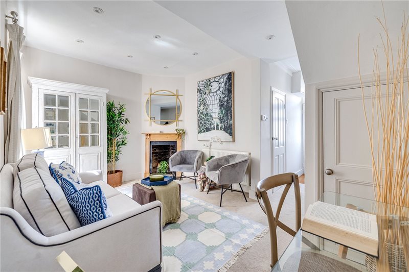 Rigault Road, London, SW6