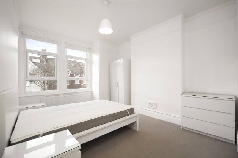 Collingbourne Road, London, W12