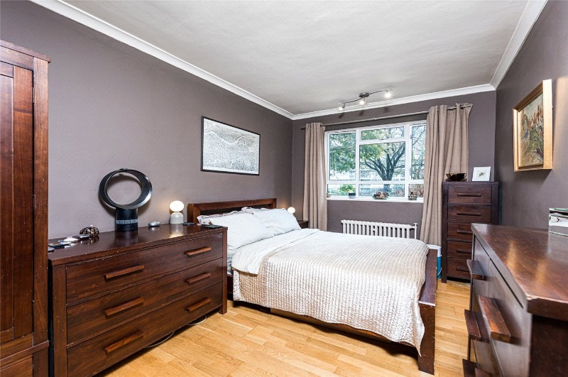 Churchill Gardens, London, SW1V