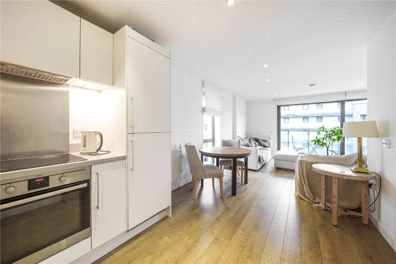 Jonzen Walk, London, E14