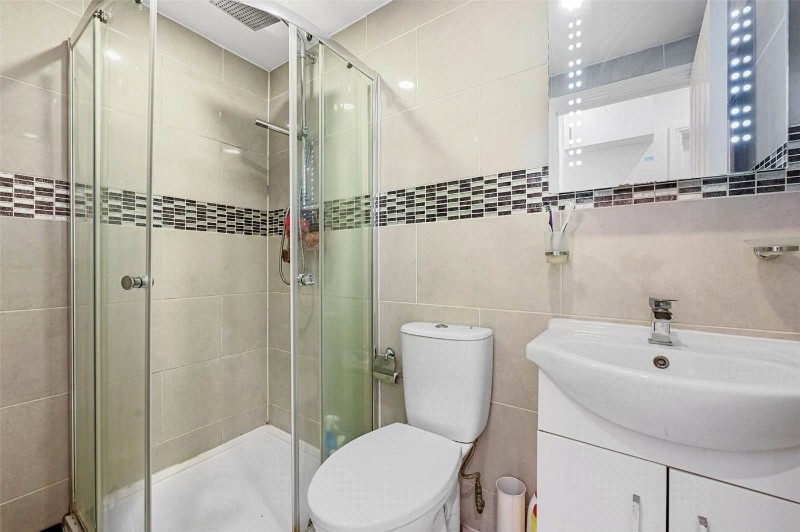 Creffield Road, London, W5