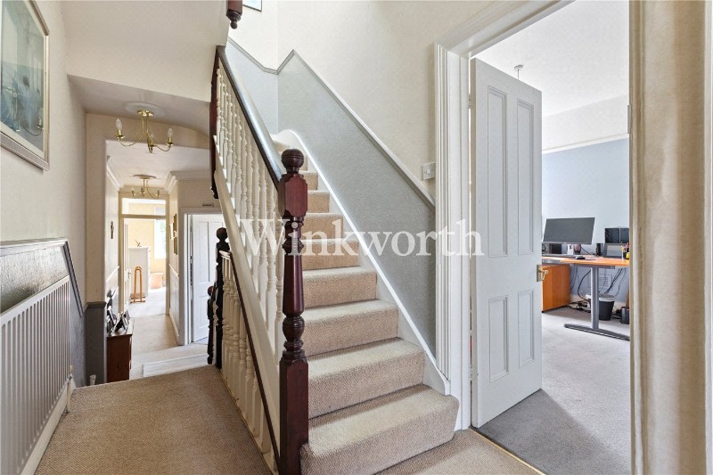 Lakeside Road, London, N13